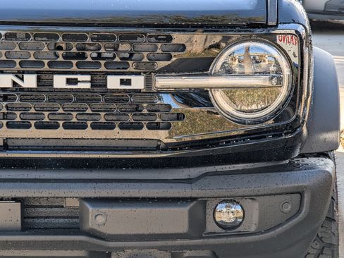 New 2025 Ford Bronco Outer Banks image 8