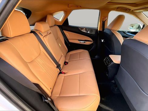 Certified 2024 Lexus NX 250 FWD image 19
