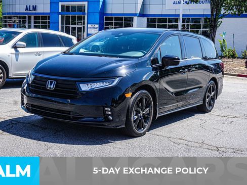 Used 2024 Honda Odyssey Sport image 4