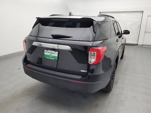 Used 2020 Ford Explorer XLT w/ Comfort Package AWD/4WD image 7