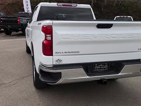 Used 2025 Chevrolet Silverado 1500 LT AWD/4WD image 8