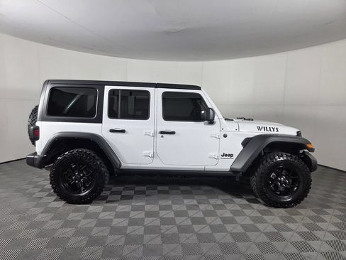 Used 2025 Jeep Wrangler Unlimited Sport AWD/4WD image 5