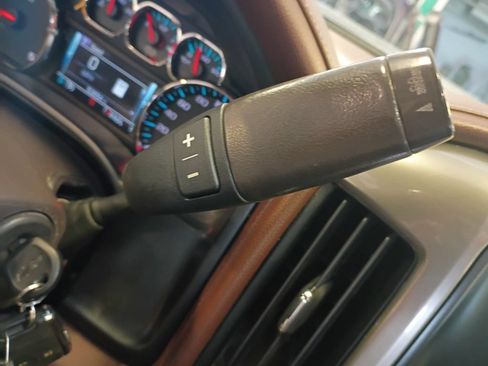 Used 2019 Chevrolet Silverado 2500 High Country AWD/4WD image 29