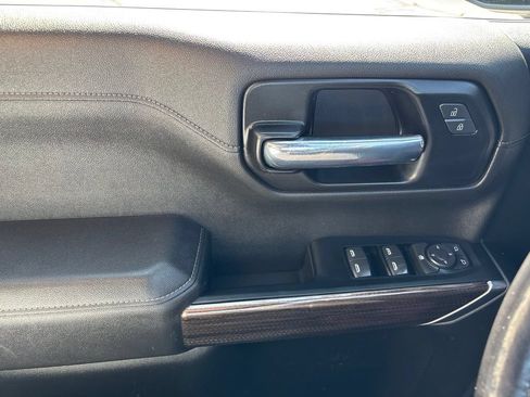 Used 2021 Chevrolet Silverado 1500 LT AWD/4WD image 23
