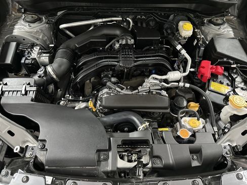 Used 2025 Subaru Forester Premium image 36