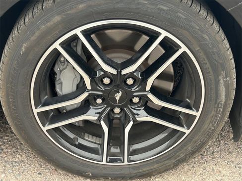Used 2022 Ford Mustang GT Premium image 5