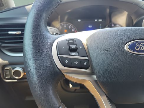 Used 2020 Ford Explorer XLT RWD image 21