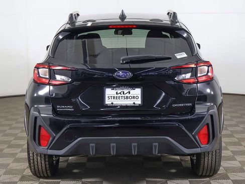 Used 2025 Subaru Crosstrek 2.0i Premium AWD/4WD image 12
