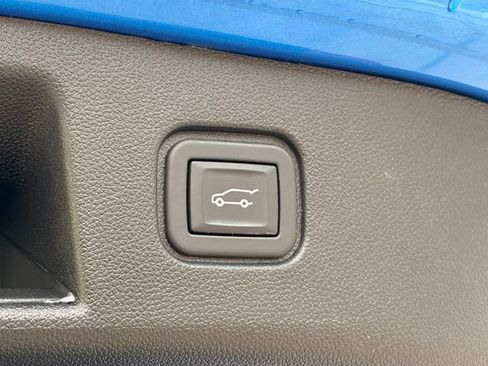 Used 2024 Chevrolet Blazer EV LT AWD/4WD image 16