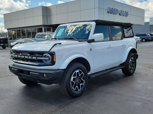 Certified 2024 Ford Bronco Outer Banks AWD/4WD image 8