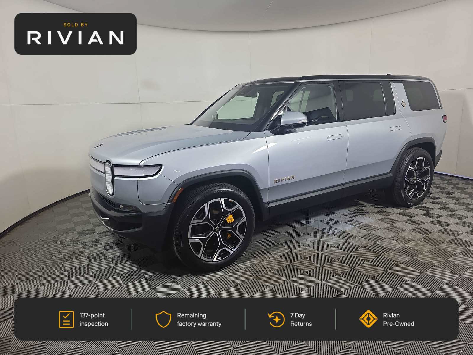 Used 2022 Rivian R1S Launch Edition Quad AWD/4WD image 1
