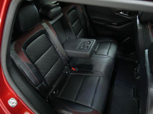 Used 2025 Chevrolet Equinox RS w/ Safety and Technology Package AWD/4WD image 19