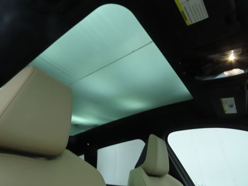 Used 2025 BMW X3 xDrive30i w/ Premium Package image 19