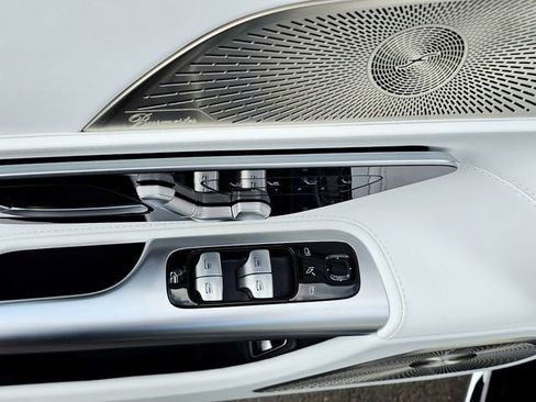New 2026 Mercedes-Benz Maybach SL 680 image 34