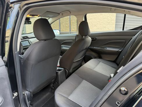 Used 2021 Nissan Versa S FWD image 24