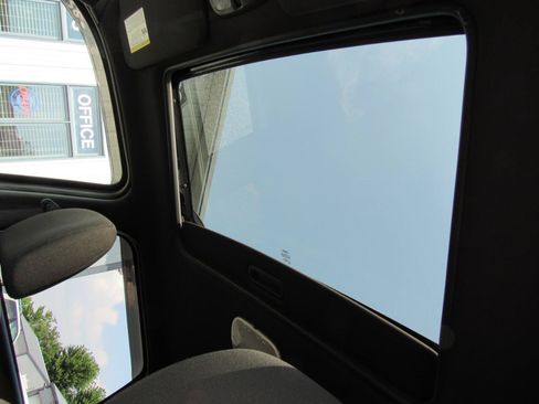 Used 2012 Ford Escape XLT AWD/4WD image 26