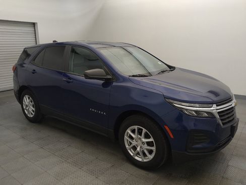 Used 2022 Chevrolet Equinox LS AWD/4WD image 11