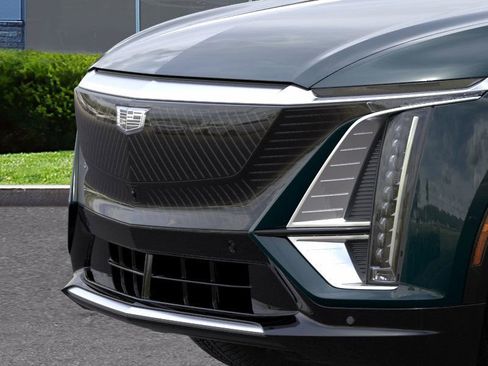 New 2026 Cadillac Lyriq Luxury image 13