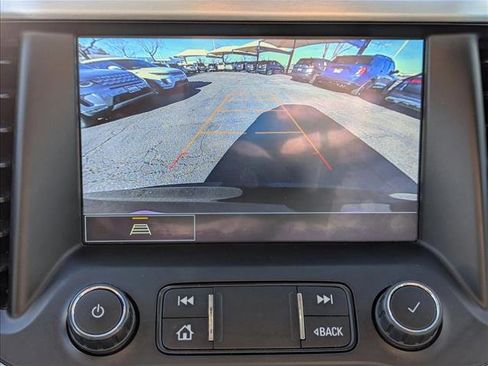 Used 2023 GMC Acadia SLT image 13