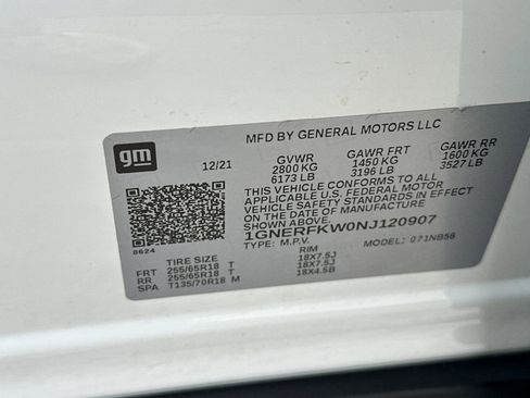 Used 2022 Chevrolet Traverse LS FWD image 28