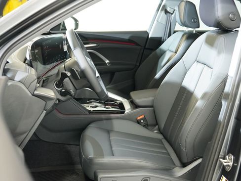 New 2025 Audi Q5 Premium image 6