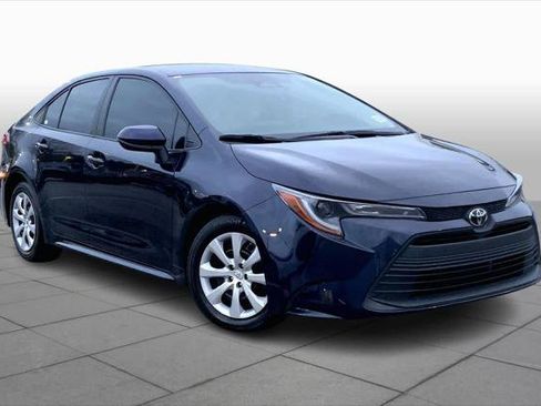 Certified 2024 Toyota Corolla LE FWD image 3