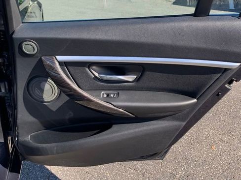 Used 2017 BMW 340i xDrive Sedan image 18