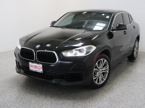 Used 2022 BMW X2 xDrive28i w/ Convenience Package AWD/4WD image 2
