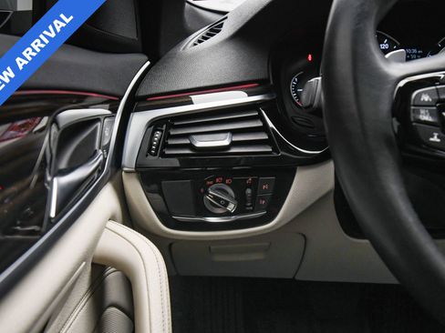 Used 2019 BMW 540i xDrive 540i xDrive image 35