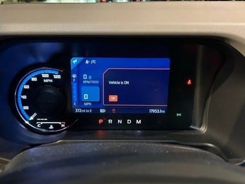 Used 2024 Ford Bronco Wildtrak image 8