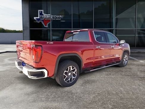 New 2025 GMC Sierra 1500 SLT AWD/4WD image 2