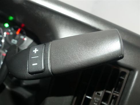 Used 2020 Chevrolet Express 3500 139IN WB CUTAWAY image 26