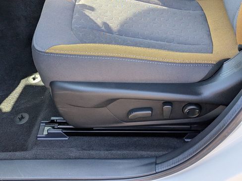 Used 2025 Subaru Crosstrek 2.5i Sport w/ Crosstrek Mirror Package AWD/4WD image 12