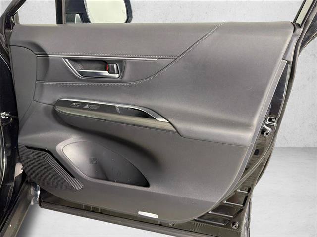 Used 2024 Toyota Venza Nightshade AWD/4WD image 15