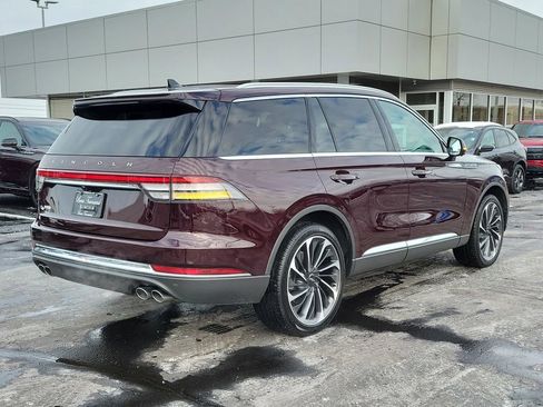 Certified 2023 Lincoln Aviator Reserve w/ Equipment Group 201A image 4