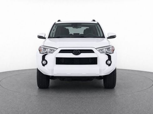 Used 2021 Toyota 4Runner SR5 Premium w/ Moonroof Package AWD/4WD image 7