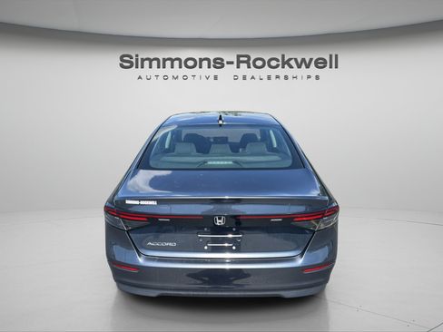 Used 2024 Honda Accord EX image 4