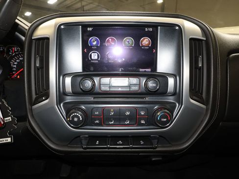 Used 2014 GMC Sierra 1500 SLE w/ Suspension Package, Off-Road image 9