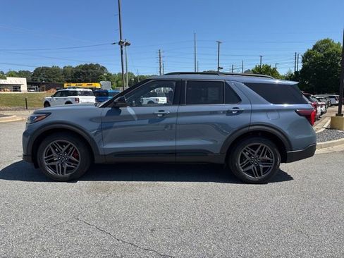 New 2026 Ford Explorer ST image 7