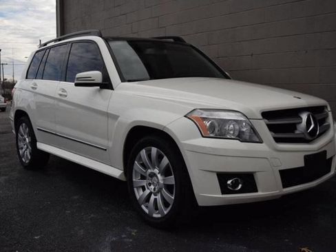 Used 2010 Mercedes-Benz GLK 350 4MATIC image 17
