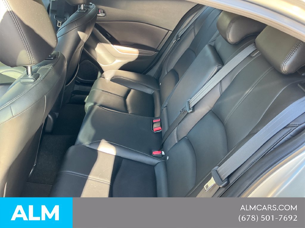 Used 2018 MAZDA MAZDA3 Touring FWD image 14