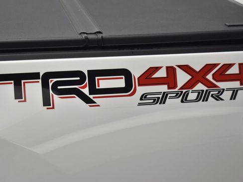 Used 2023 Toyota Tacoma TRD Sport AWD/4WD image 9