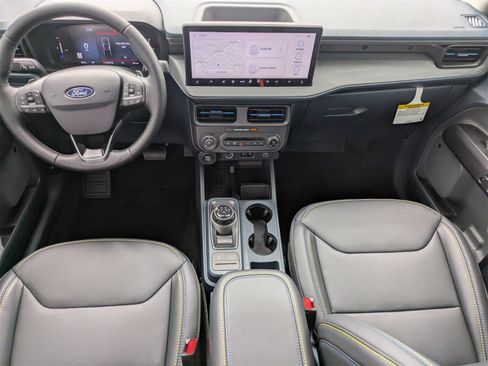 New 2025 Ford Maverick Lobo image 14