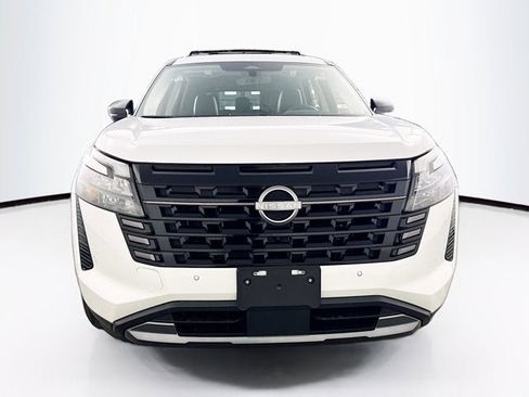 New 2026 Nissan Pathfinder SL AWD/4WD image 2