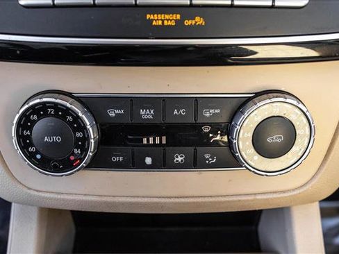 Certified 2017 Mercedes-Benz GLE 350 4MATIC image 19