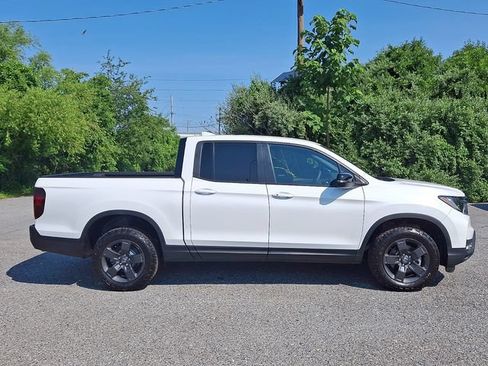 Certified 2026 Honda Ridgeline TrailSport image 7