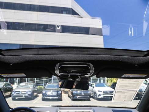 Certified 2023 Mercedes-Benz S 500 4MATIC image 14