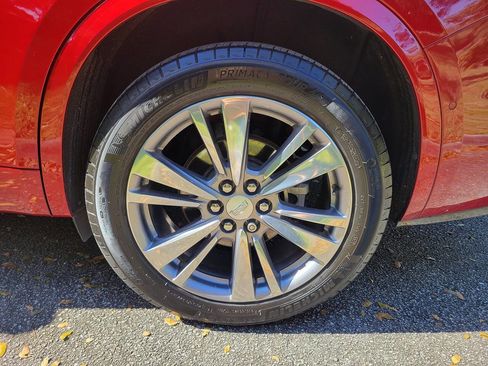 Used 2024 Cadillac XT6 Premium Luxury w/ Technology Package image 9