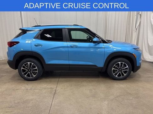 New 2026 Chevrolet TrailBlazer LT AWD/4WD image 2