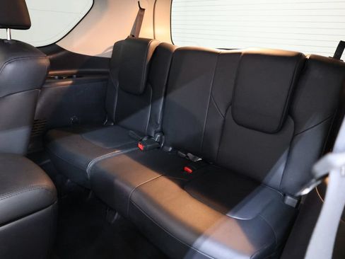 Used 2024 Nissan Armada SL w/ Captain's Chairs Package RWD image 92